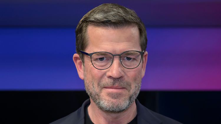 Karl-Theodor zu Guttenberg: "Deutschland steht vor einer Monstrosität an Aufgaben."
