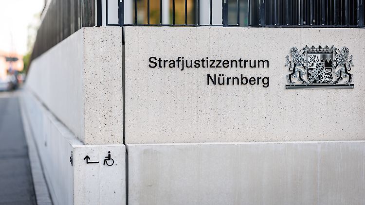 Das Landgericht Nürnberg muss entscheiden, ob dem Angeklagten der Prozess gemacht wird.