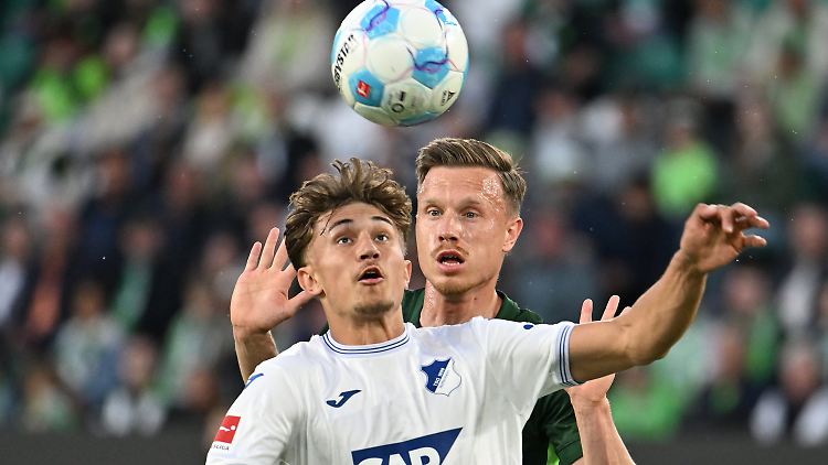 Neun Minuten vor Schluss stand es plötzlich 2:1 für Wolfsburg. Bülter rettete das 2:2. 