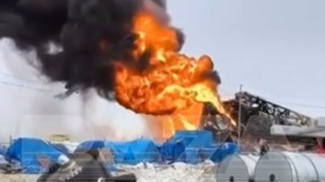 Ölfeld_Feuer.jpg