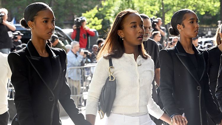 D'Lila, Chance und Jessie Combs kamen Hand in Hand zum Gericht in Manhattan.