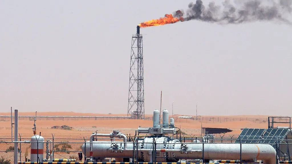 Ein-Oelfeld-in-Saudi-Arabien