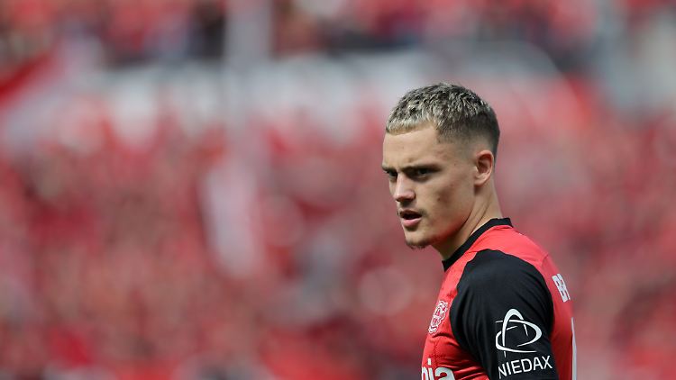 Der FC Bayern und Manchester City buhlen dem Vernehmen nach um Florian Wirtz. Künftig haben beide Klubs auch gleiche Voraussetzungen.