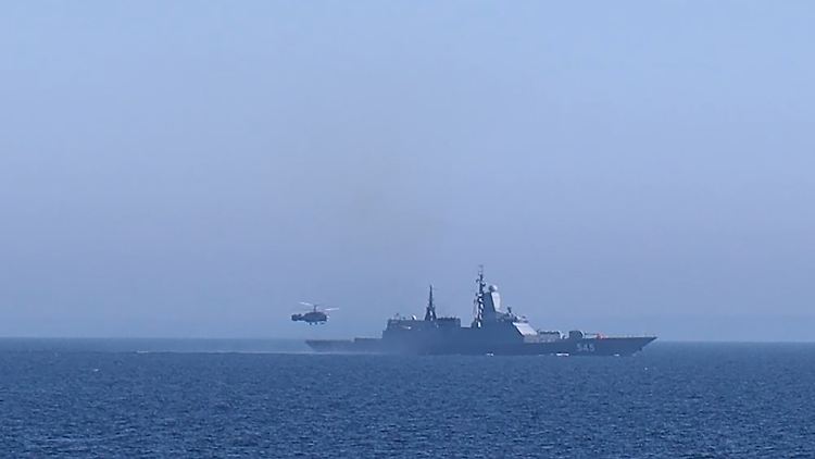 Ein russisches Marineschiff nimmt Anfang April an einer Militärübung in der Ostsee teil. 