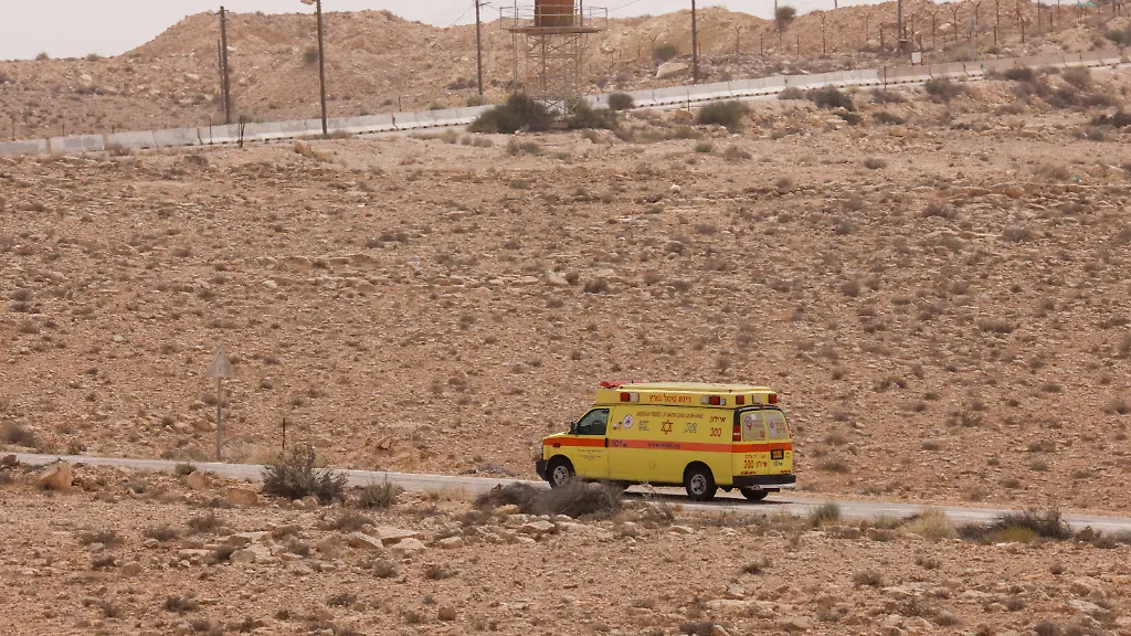 2023-06-03T122929Z-135720455-RC2OB1ATXNPH-RTRMADP-3-ISRAEL-EGYPT-MILITARY