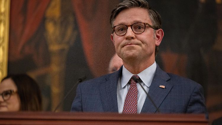Mike Johnson hat eine entscheidende Rolle im Gesetzgebungsprozess im Kongress inne.