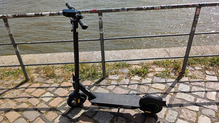 Der Acer E-Scooter Series 5 punktet unter anderem mit einer hohen Reichweite.