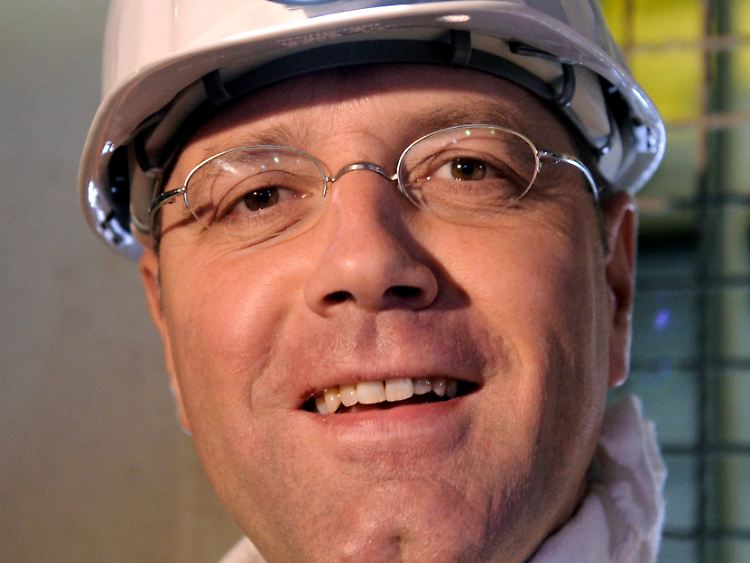 Röttgen will über Sicherheitspolster reden.