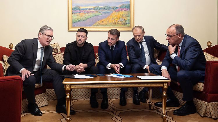 Fünf Freunde bei neuen Abenteuern - Starmer, Selenskyj, Macron, Tusk und Merz gemeinsam in Kiew.