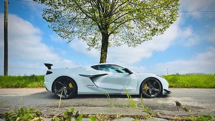 Vielleicht sind die schwarzen Felgen doch zu prollig? Auffällig ist die Corvette definitiv, aber eigentlich will sie nur gut performen.