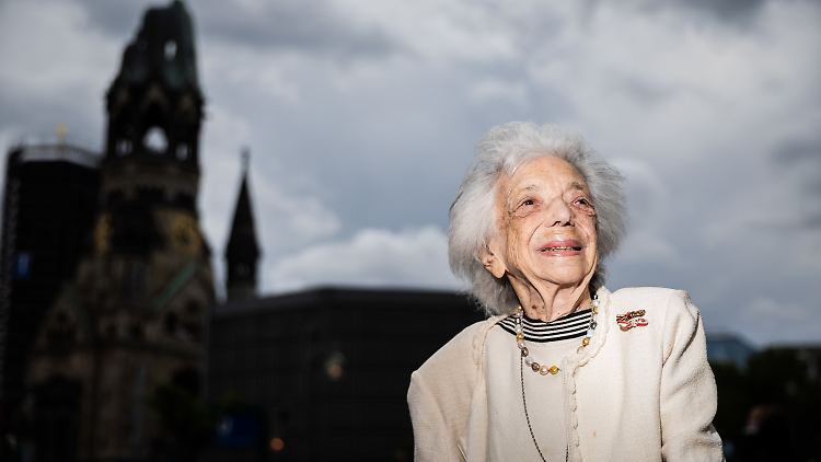 Margot Friedländer - bei der Verleihung des Ernst-Lubitsch-Preises 2024 im Berliner Zoo Palast. 