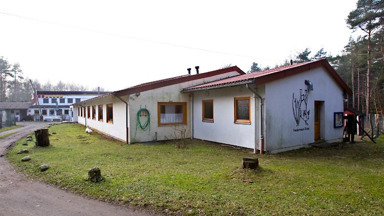 Aus dem Schullandheim in Osterholz-Scharmbeck wurde Dennis in der Nacht zum 5. September 2001 entführt.