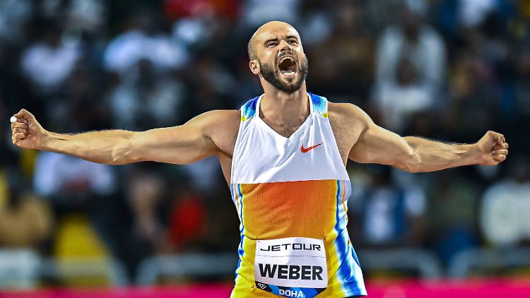 Hat allen Grund zum Jubel: Julian Weber.