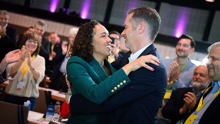 Sollen es nun richten: die neue FDP-Generalsekretärin Nicole Büttner und Parteichef Christian Dürr.