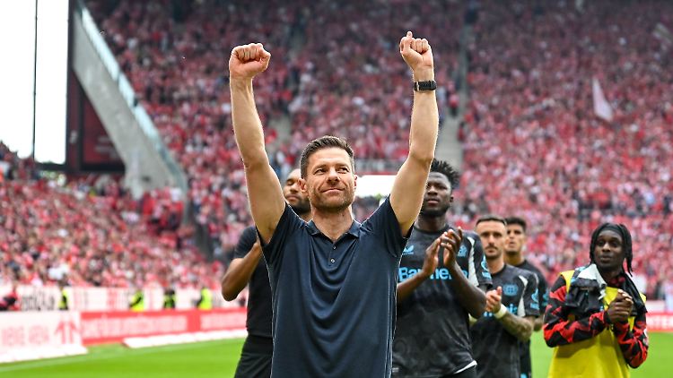 Xabi Alonso verabschiedet sich mit zwei Titeln und diversen Rekorden.