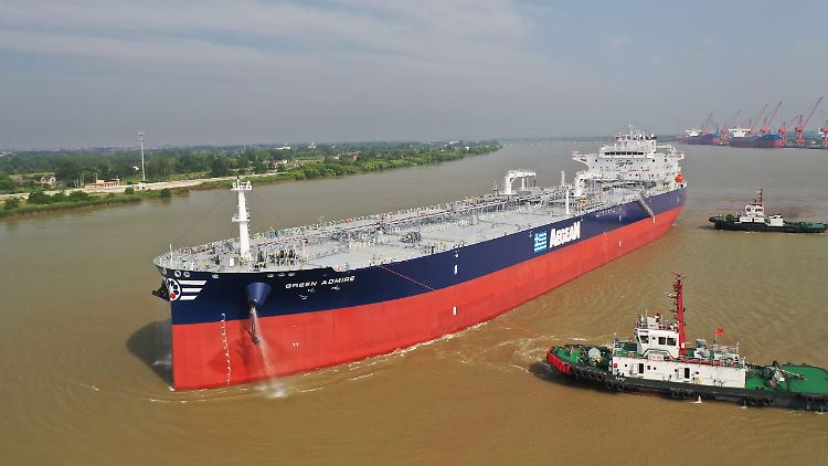Die Green Admire war auf dem Weg nach Rotterdam (Archivbild).