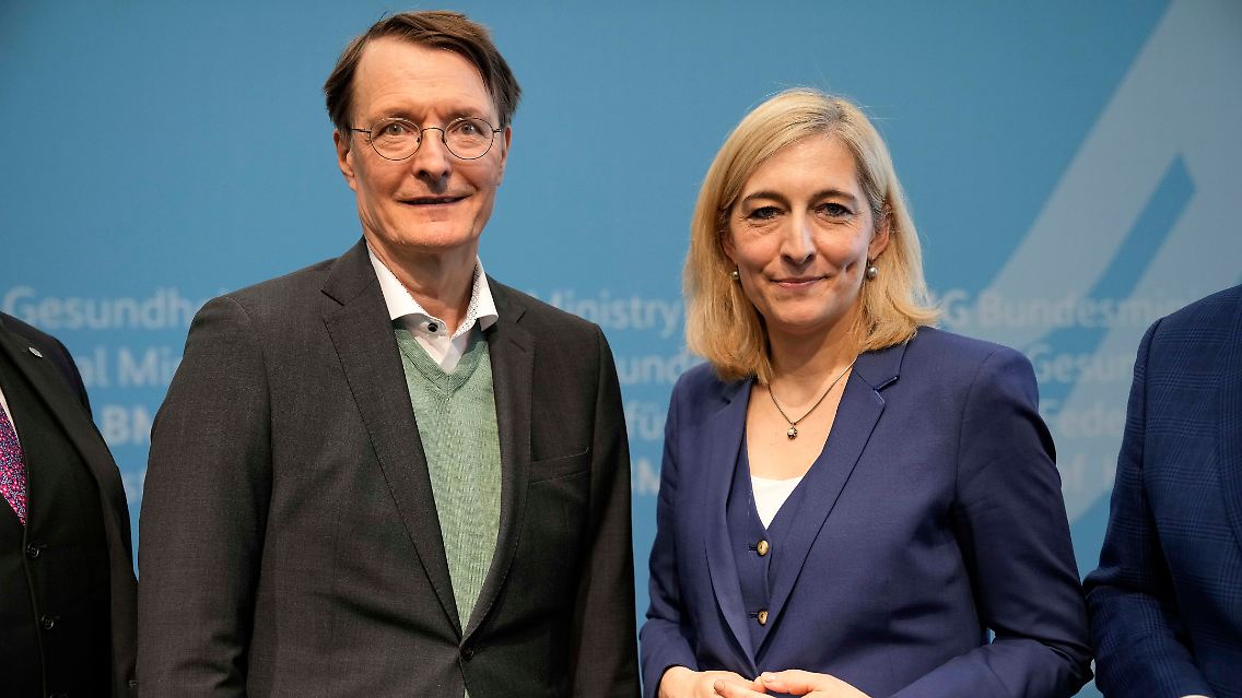 Lauterbach übergab kürzlich das Gesundheitsministerium an seine Nachfolgerin Nina Warken.