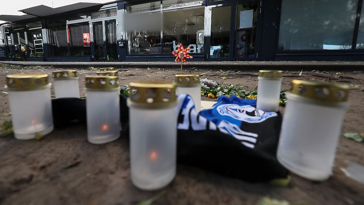 Mahmoud M. soll vor einer Bar in Bielefeld mehrere Menschen mit einem Messer verletzt haben. 