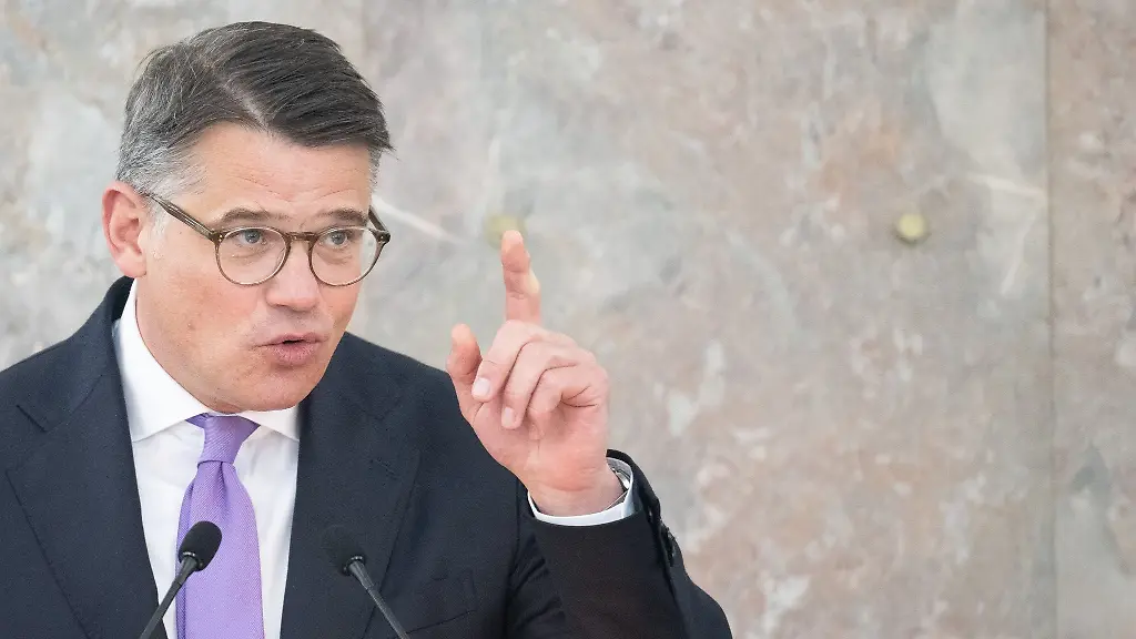 Ministerpraesident-von-Hessen-Boris-Rhein-CDU