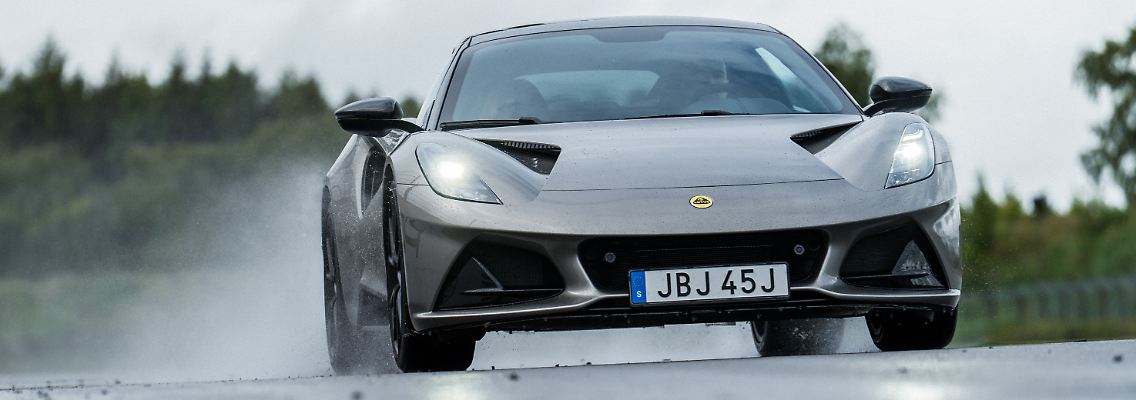 lotus-fbg-94.jpg