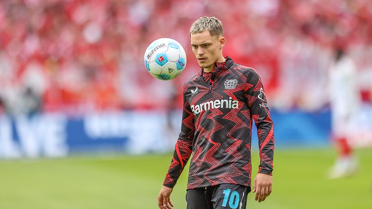 Oder bleibt er am Ende doch bei Bayer Leverkusen?