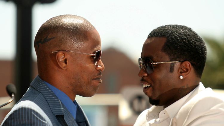 Jamie Foxx und Sean "Diddy" Combs 2008 am Hollywood Walk of Fame.