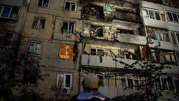 Brände, Trümmer und Verletzte: Kiew übersteht eine weitere Nacht des Terrors.
