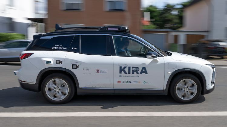 Der Name "Kira" steht für KI-basierter Regelbetrieb autonomer On-Demand-Verkehre.