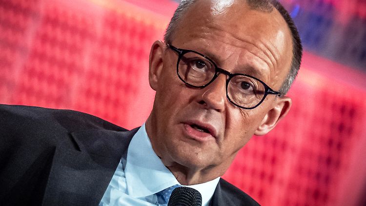 "Mich hat überrascht, dass er überrascht war", sagt Merz zu Trumps Kritik an Putin.