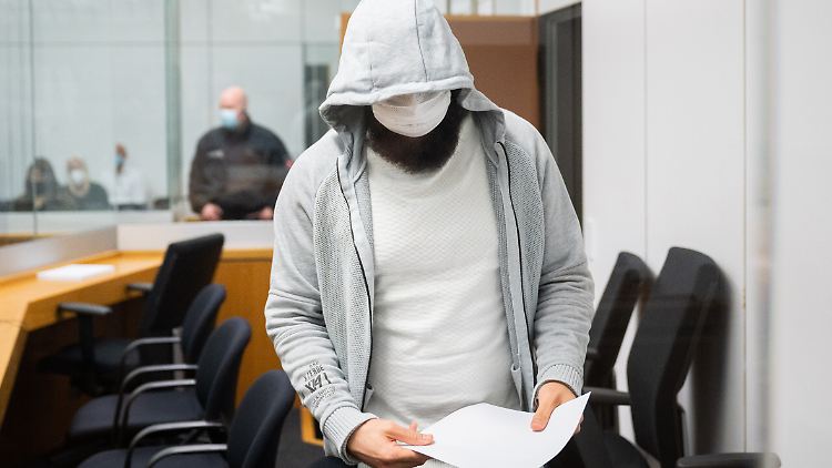 Abu Walaa (hier beim Prozess in Celle) droht die Abschiebung.