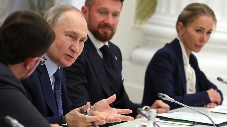 Putin Mitte Mai bei einem Treffen mit russischen Unternehmern.