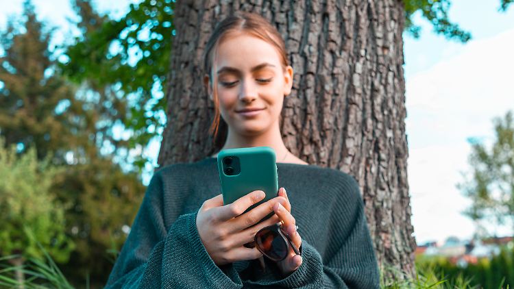 Flexibel und mit vollem Tempo surfen – das bietet o2 bei seinem Tarif Mobile M aktuell zum halben Preis.