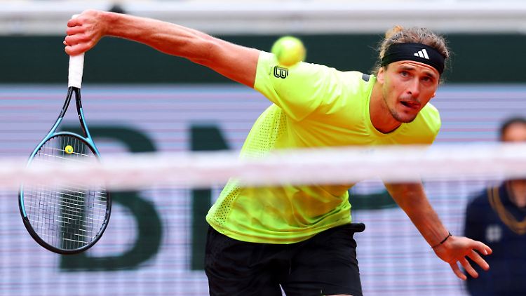 Alexander Zverev erreichte mühelos die zweite Runde der French Open.