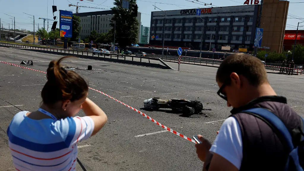 2e8277ba51784bfcd9b0e6b2c5e2854b