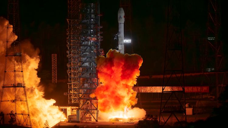 Der Start der Rakete vom Typ Langer Marsch verlief erfolgreich. 