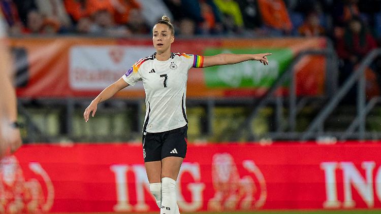 Gwinn geht mit klarer Kante voran.