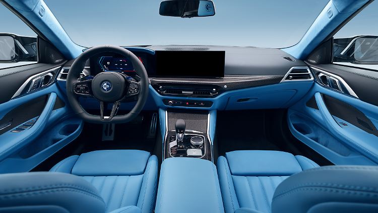 Das Cockpit des Bovensiepen ist BMW, exklusives Lavalina-Leder kennen die Kunden bereits aus den Alpina-Modellen. Hier kommt es ebenfalls zum Einsatz. Und viel handgenähtes Garn für die Ziernähte.