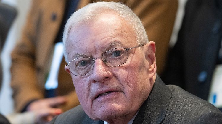 "Wir haben gesagt, dass für uns ein Nato-Beitritt der Ukraine nicht zur Debatte steht", sagte Kellogg.