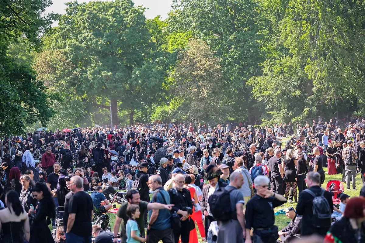 30-Jahre-Wave-Gotik-78166525