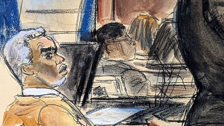 Sean "Diddy" Combs sieht zu, wie seine Verteidigerin eine Sängerin ins Kreuzverhör nimmt.
