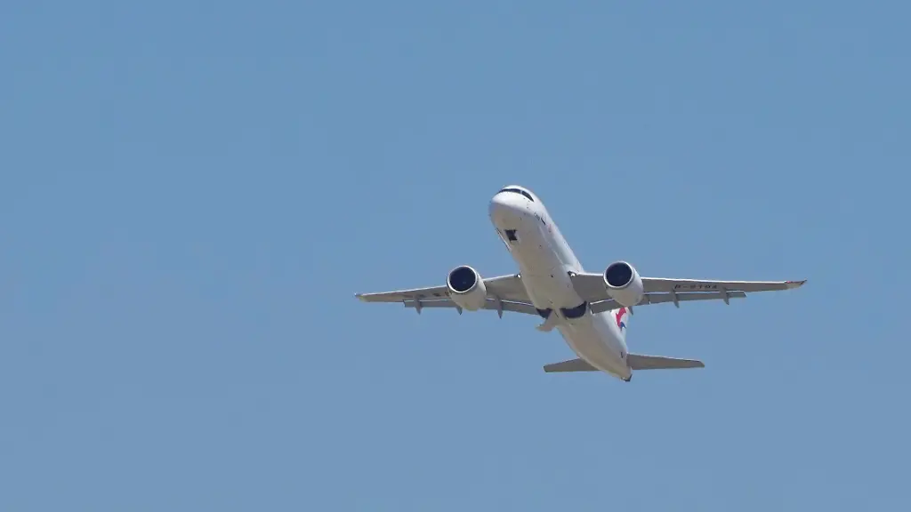 7ce1beb85abde449cb1dbff693985d78