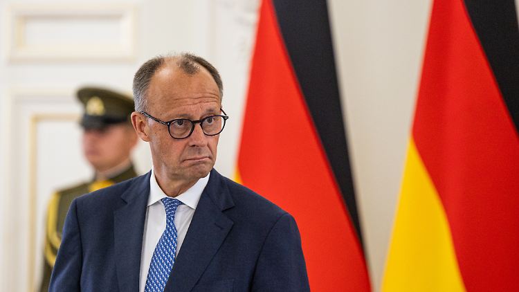 Eine neue Einstellung in Berlin: Kanzler Merz will in Europa eine Führungsrolle übernehmen. 