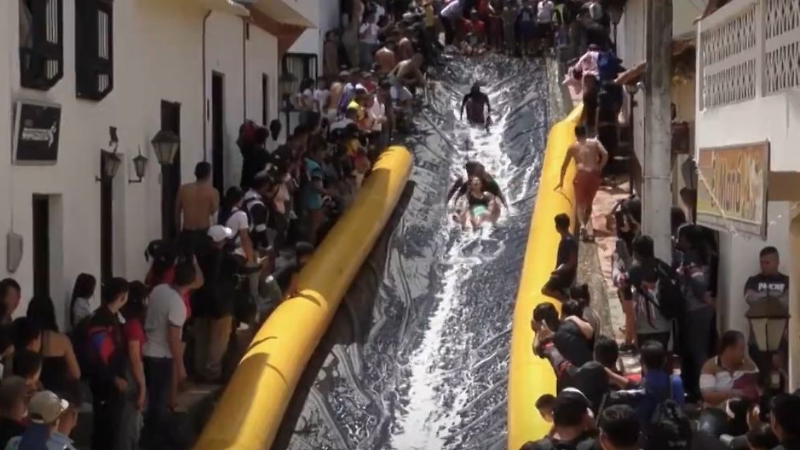 wasserrutsche.jpg