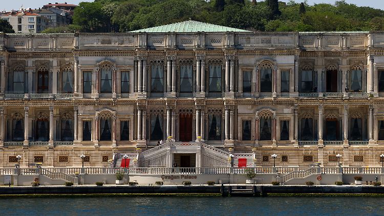 Im Ciragan-Palast in Istanbul fanden die Gespräche zwischen der Ukraine und Russland statt.