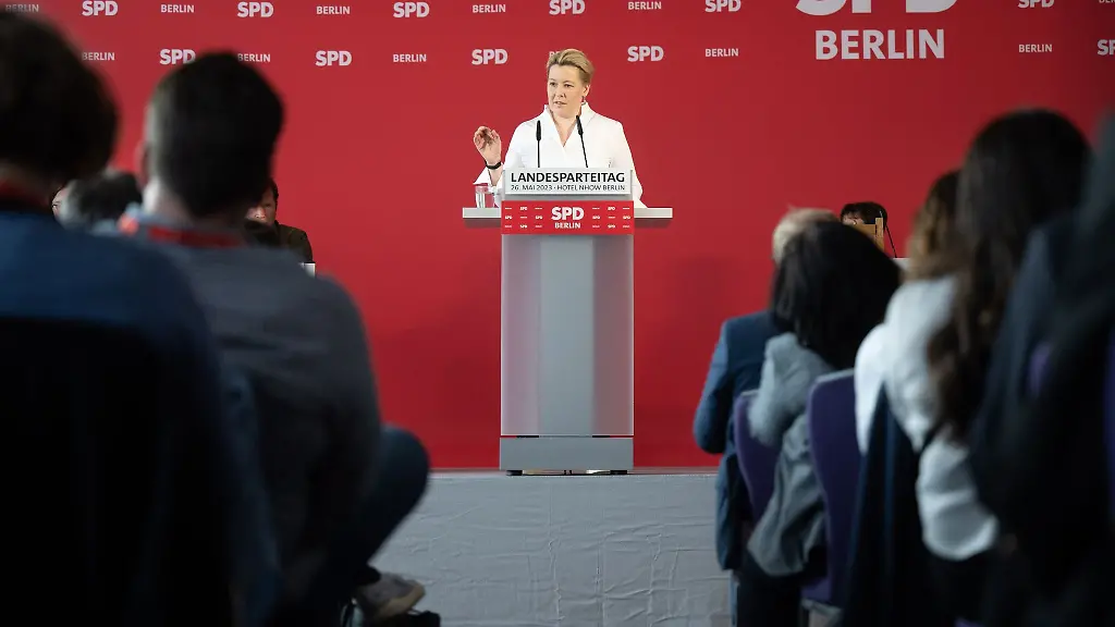 Franziska-Giffey-spricht-beim-Landesparteitag