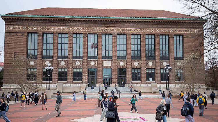 In einem Labor der University of Michigan sollen die zwei chinesischen Staatsbürger an einem Pilz namens "Fusarium graminearum" gearbeitet haben. 
