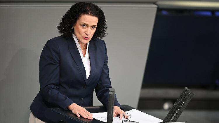 Nicole Höchst selbst war für eine Stellungnahme zu ihrem Post nicht zu erreichen.