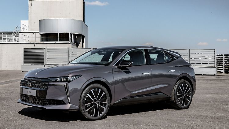 Einstiegsversion ist ein neuer Mildhybrid-Benziner mit 107 kW/145 PS. Alternativ stehen ein PHEV- und ein E-Antrieb zur Wahl.