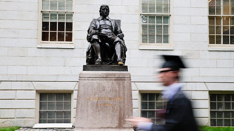 "Amerika kann sich nicht leisten, dass Harvard fällt", sagt Ryan Enos.