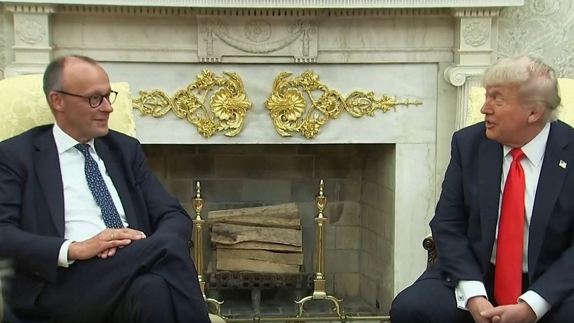 TrumpMerzEnglisch.jpg